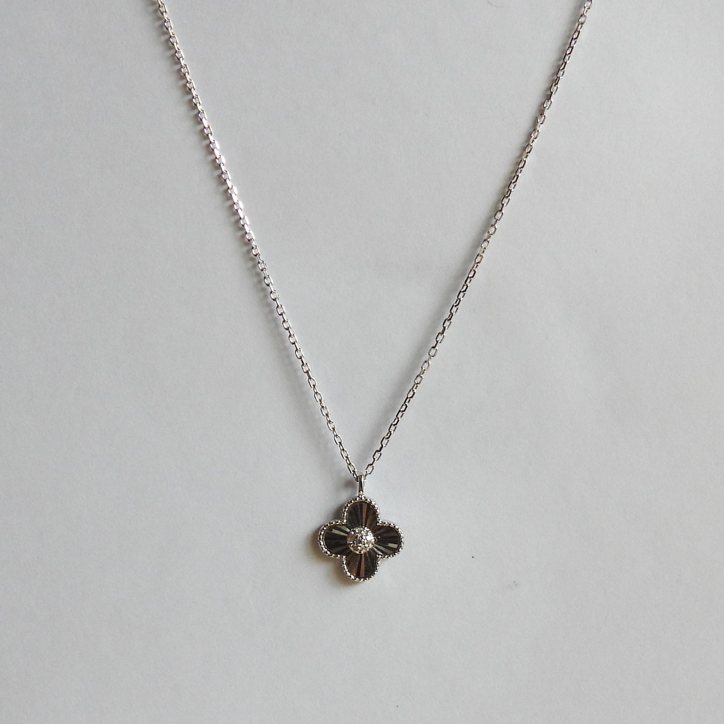 Clover Pendant Necklace