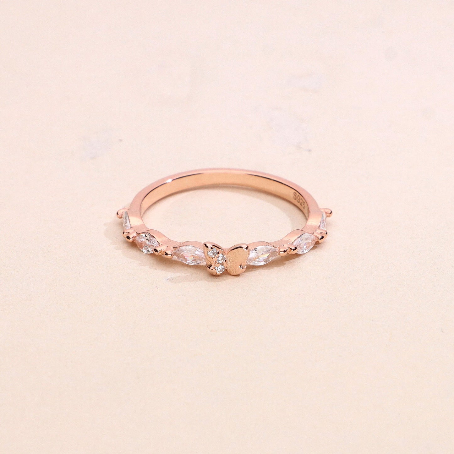 Papillon Ring
