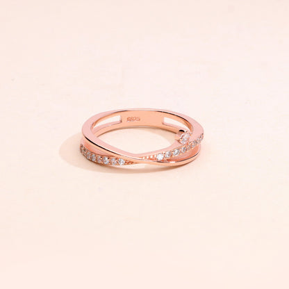 Everly Crossover Ring