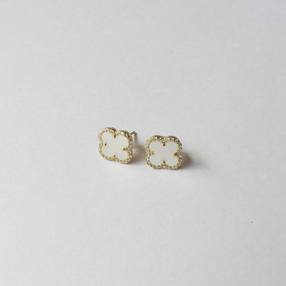 Clover Earrings