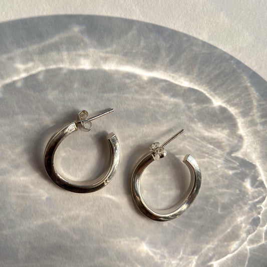 Gleam Hoops